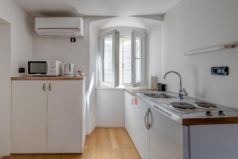 Temple Luxury Apartments & Rooms Σπλιτ Εξωτερικό φωτογραφία