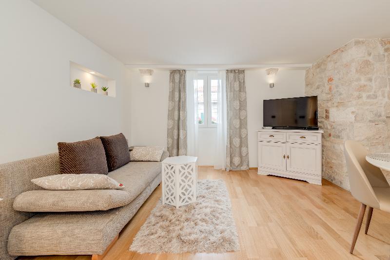 Temple Luxury Apartments & Rooms Σπλιτ Εξωτερικό φωτογραφία